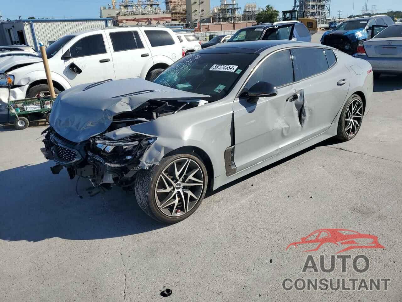 KIA STINGER 2023 - KNAE35LD7P6131004