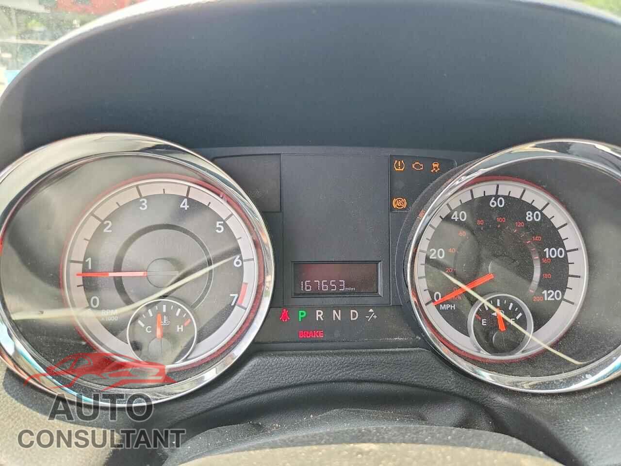 DODGE CARAVAN 2011 - 2D4RN4DG5BR737083