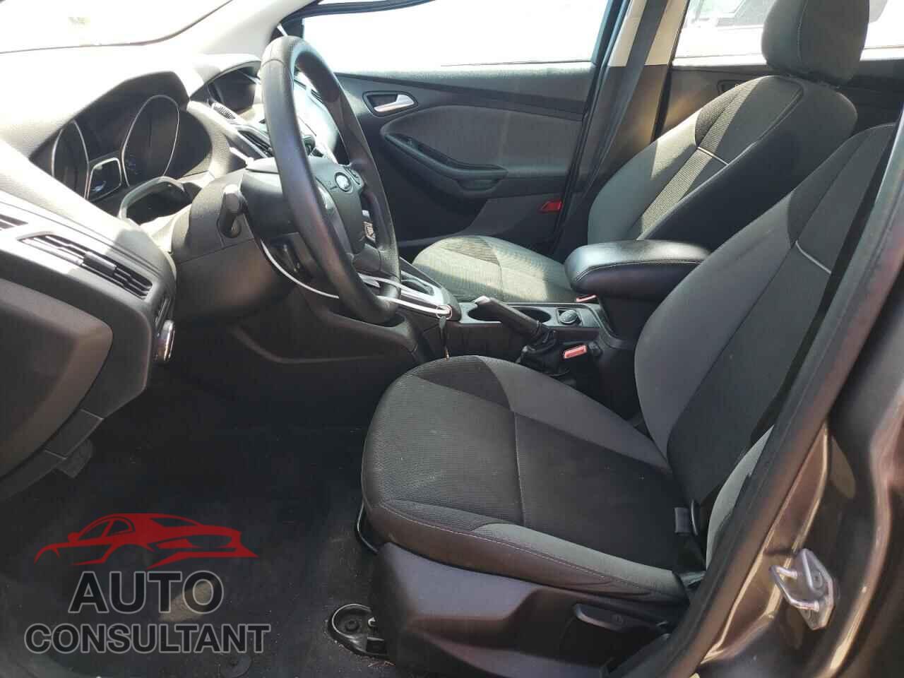 FORD FOCUS 2014 - 1FADP3F25EL237957