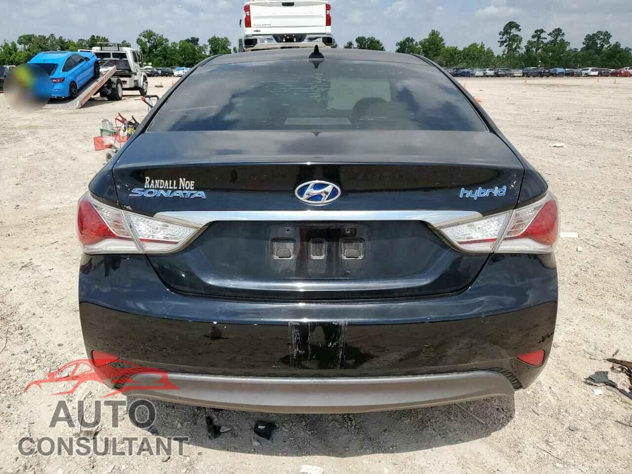 HYUNDAI SONATA 2012 - KMHEC4A45CA056676