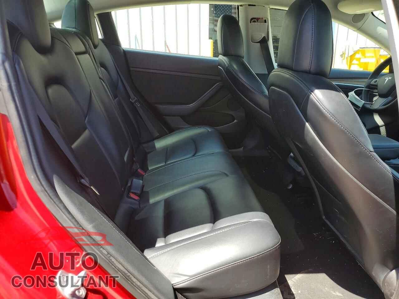 TESLA MODEL 3 2022 - 5YJ3E1EA4NF303829