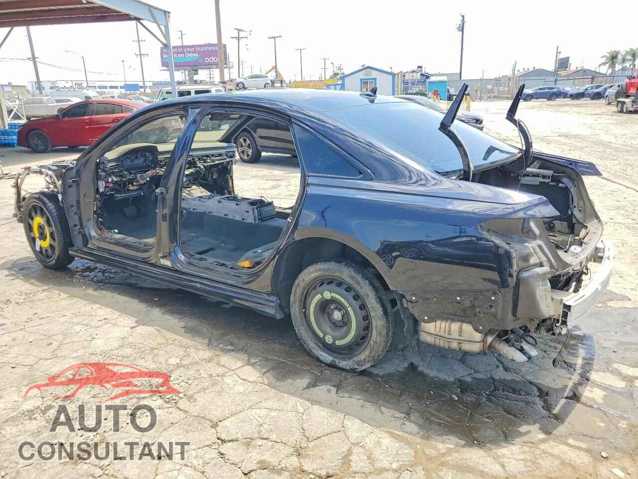 AUDI A8 2025 - WAULDAF89SN004412