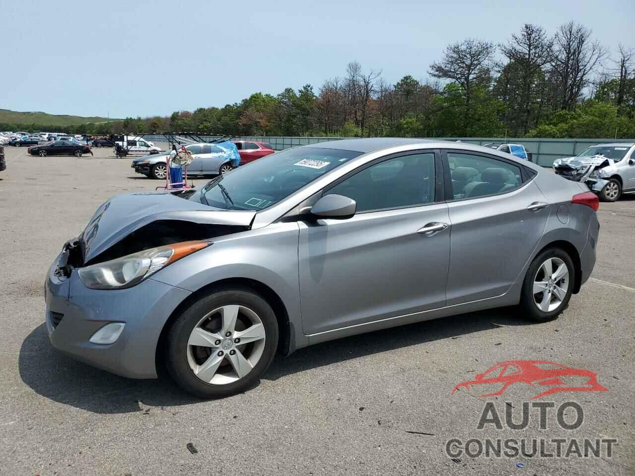 HYUNDAI ELANTRA 2013 - KMHDH4AE3DU498216