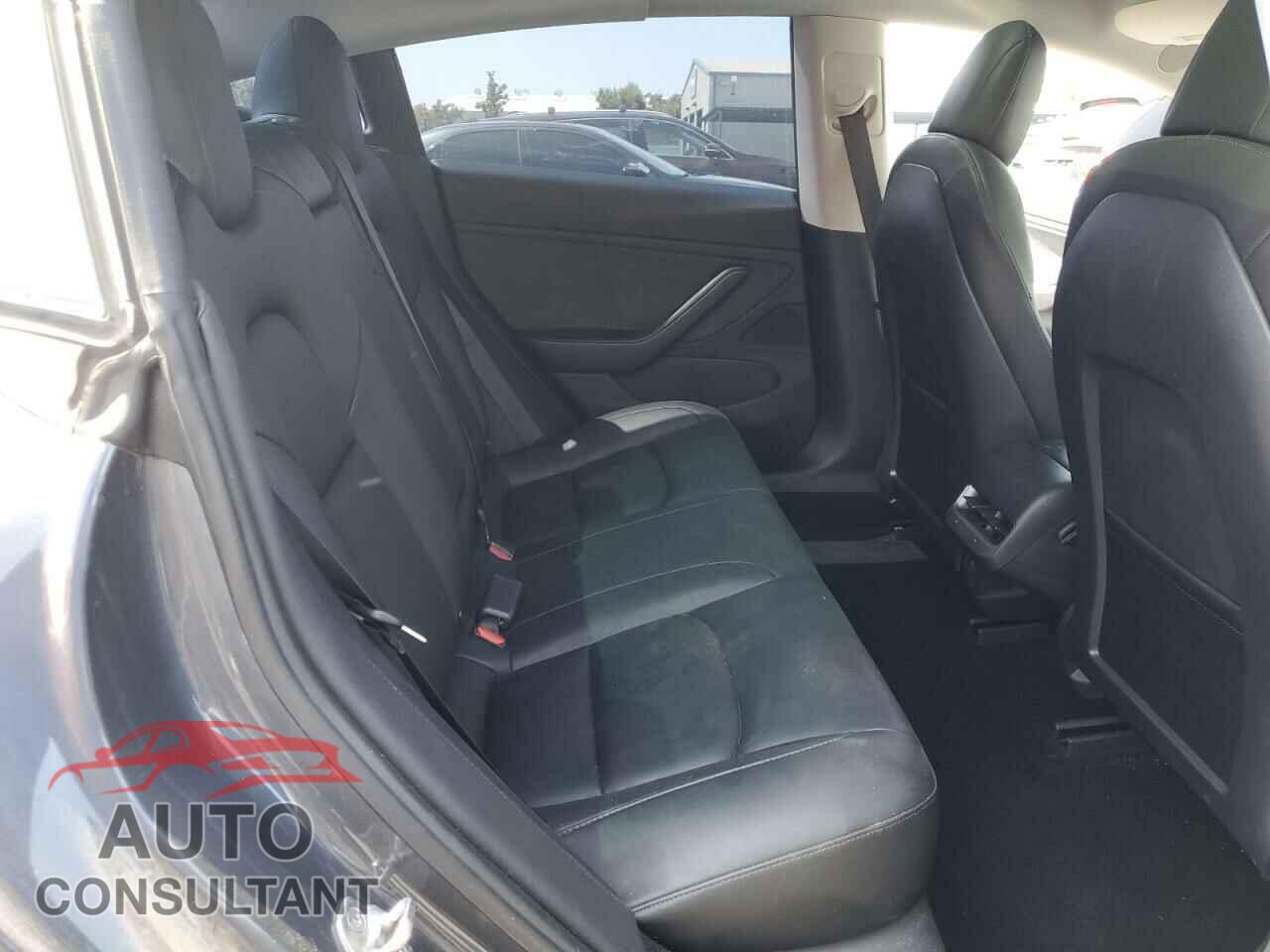 TESLA MODEL 3 2021 - 5YJ3E1EB6MF879798