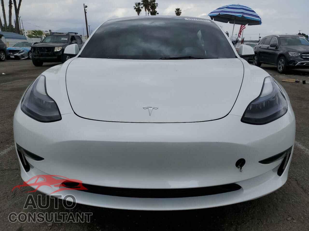 TESLA MODEL 3 2023 - 5YJ3E1EA7PF652082