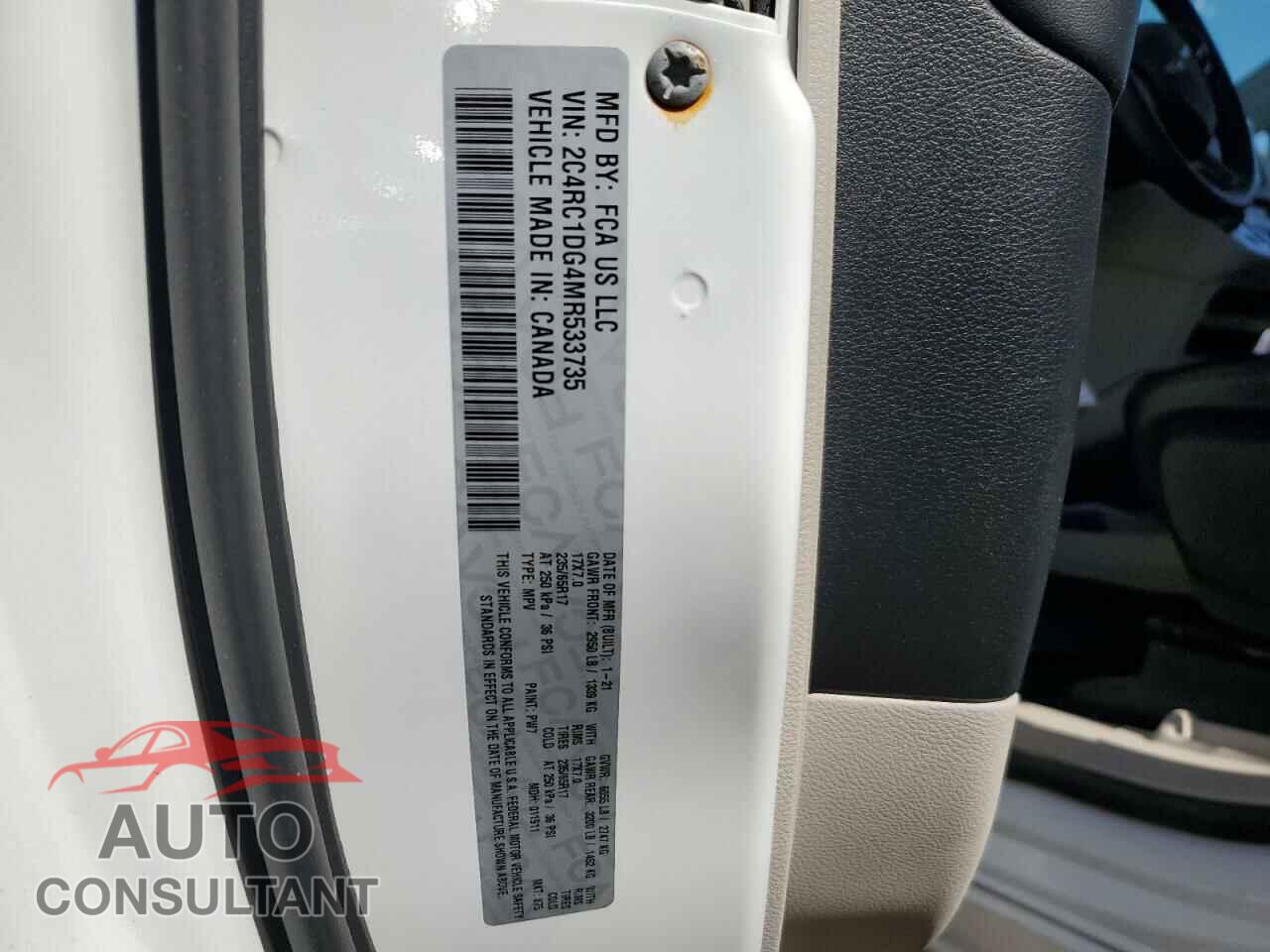 CHRYSLER MINIVAN 2021 - 2C4RC1DG4MR533735