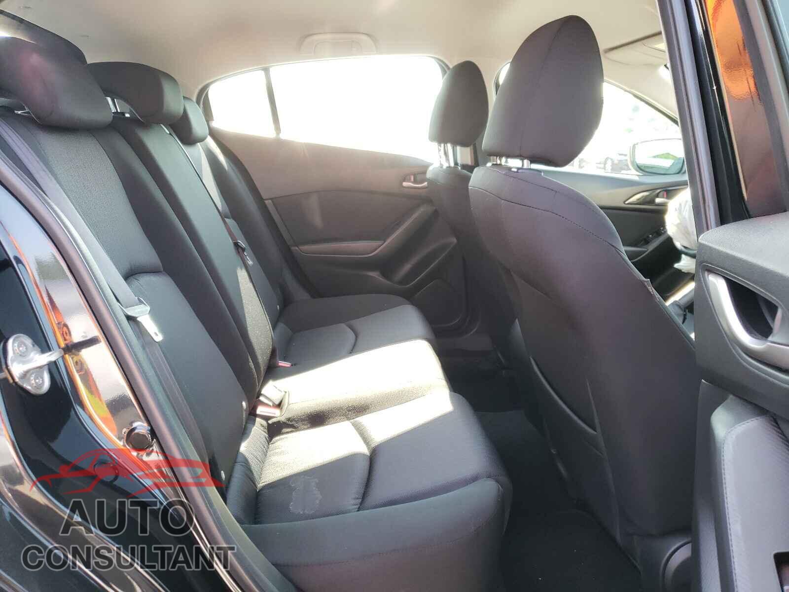 MAZDA 3 2016 - 3MZBM1J72GM242436