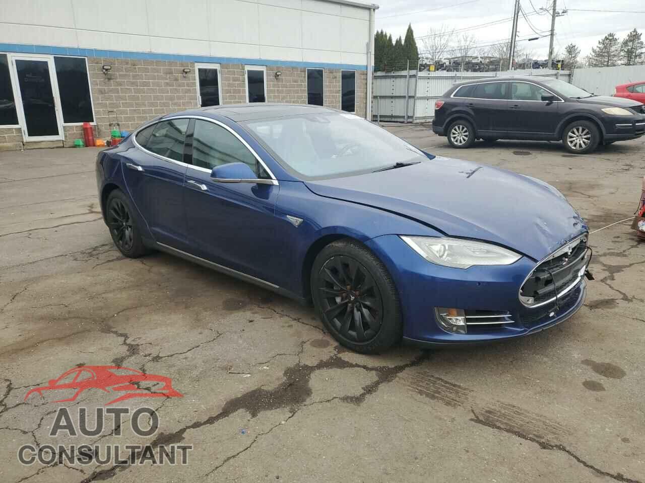 TESLA MODEL S 2015 - 5YJSA1E28FF109547
