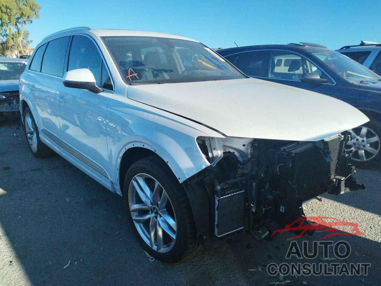 AUDI Q7 2018 - WA1VAAF79JD030289