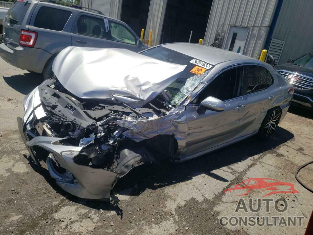 TOYOTA CAMRY 2020 - 4T1C11AK4LU965923