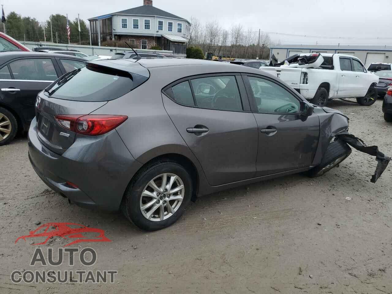 MAZDA 3 2018 - 3MZBN1K78JM230617