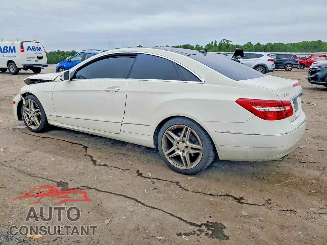 MERCEDES-BENZ E-CLASS 2011 - WDDKJ5GB9BF088899