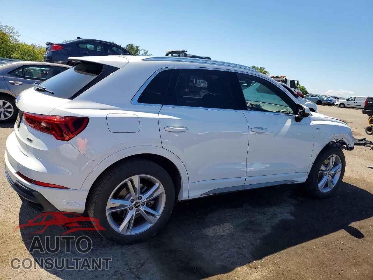 AUDI Q3 2021 - WA1EECF31M1039037