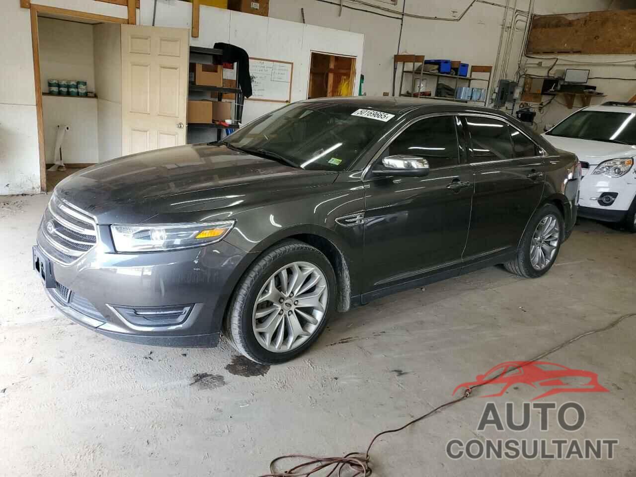 FORD TAURUS 2017 - 1FAHP2F81HG111818