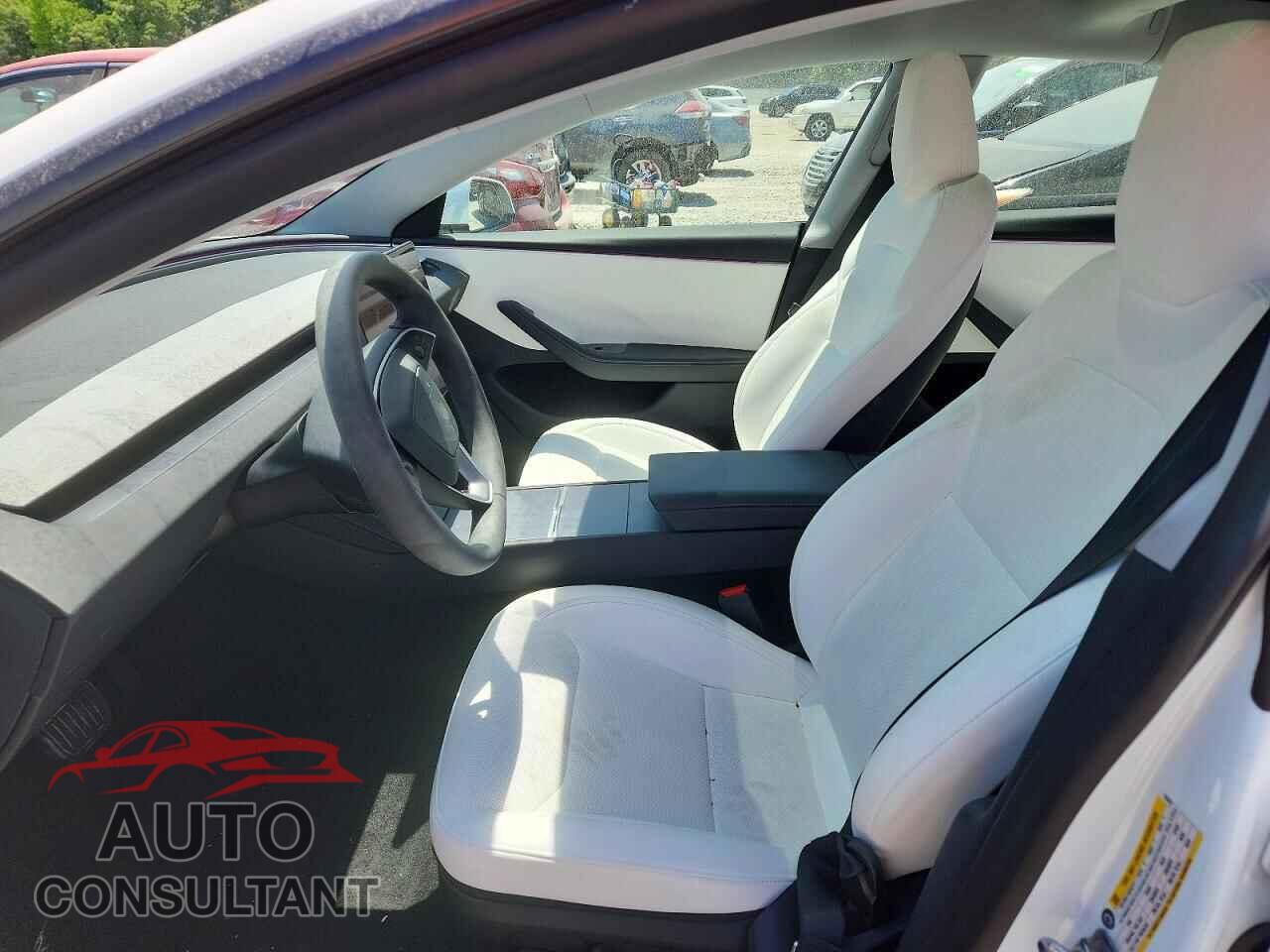 TESLA MODEL 3 2025 - 5YJ3E1EA6SF036687