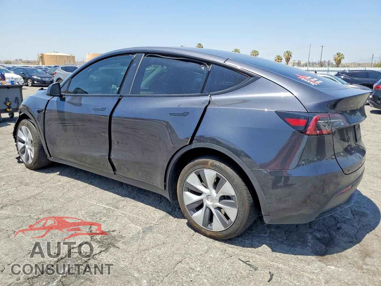 TESLA MODEL Y 2024 - 7SAYGDEE2RF089727