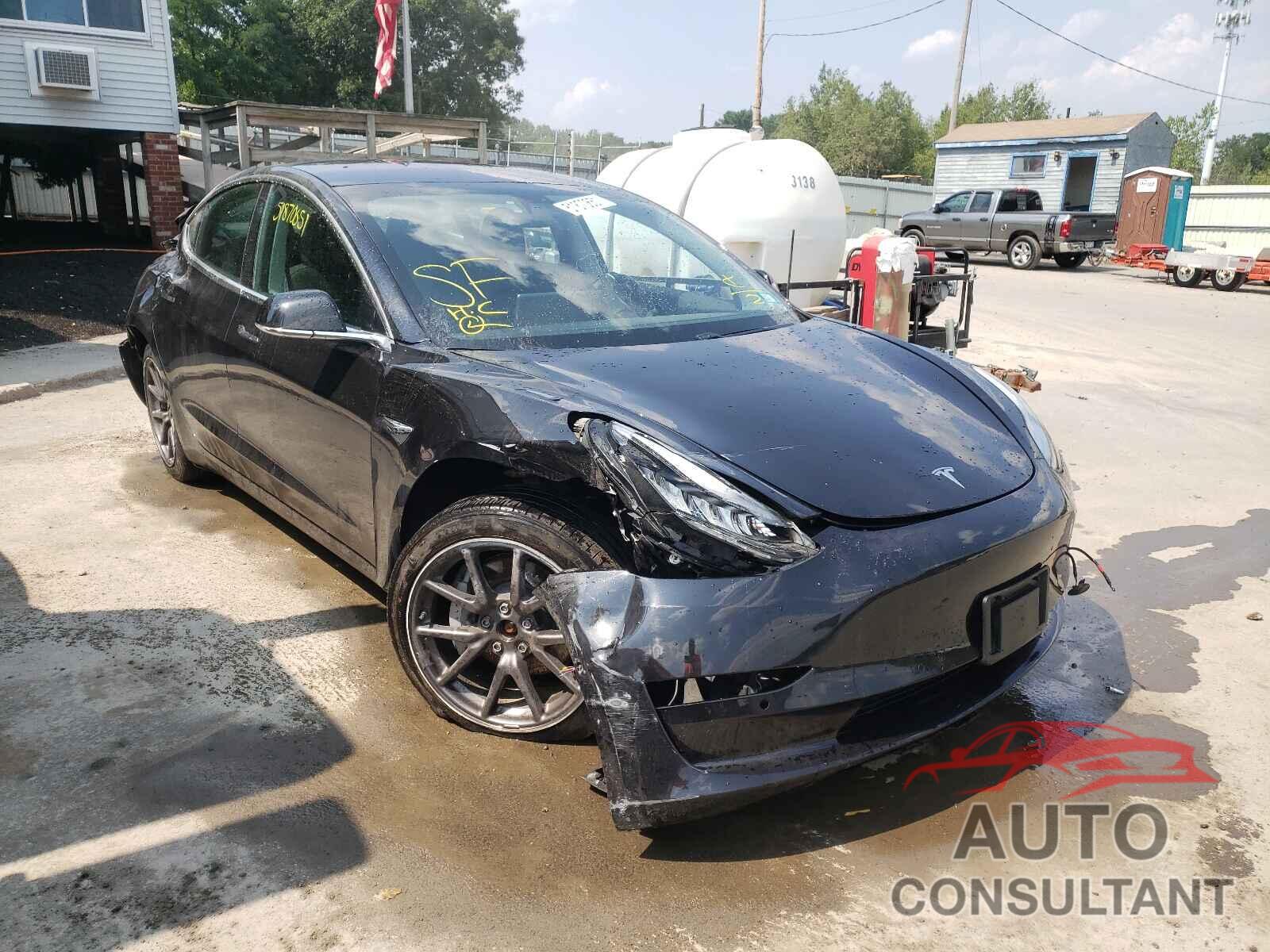 TESLA MODEL 3 2018 - 5YJ3E1EB7JF070824