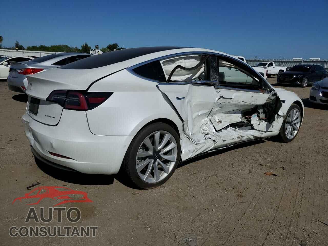 TESLA MODEL 3 2020 - 5YJ3E1EB2LF807236