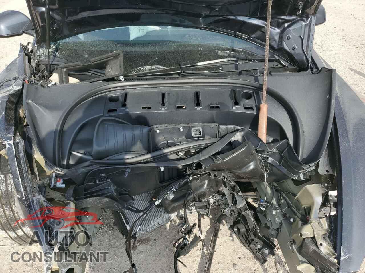 TESLA MODEL 3 2024 - 5YJ3E1EA5RF741345