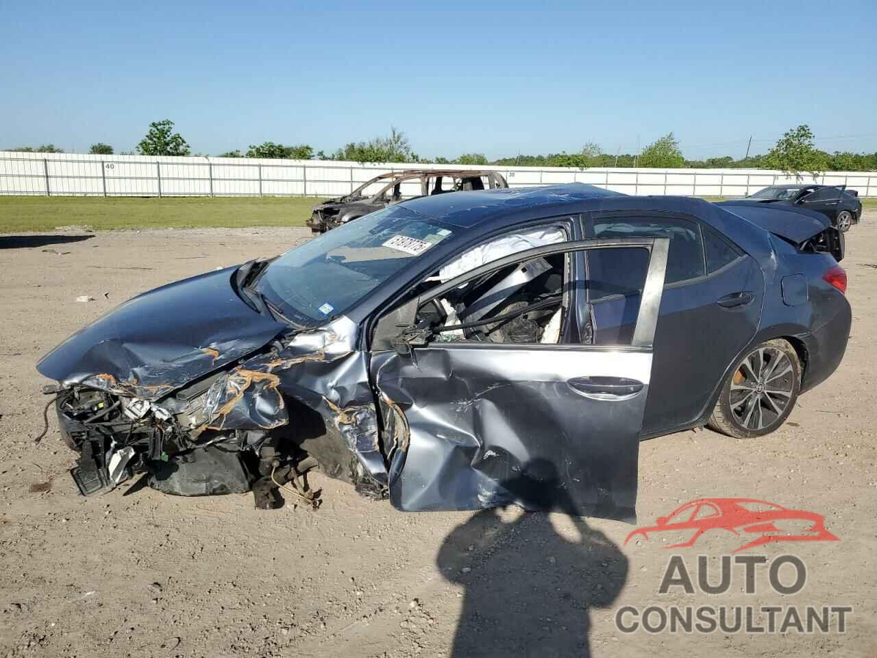 TOYOTA COROLLA 2018 - 5YFBURHE1JP806146