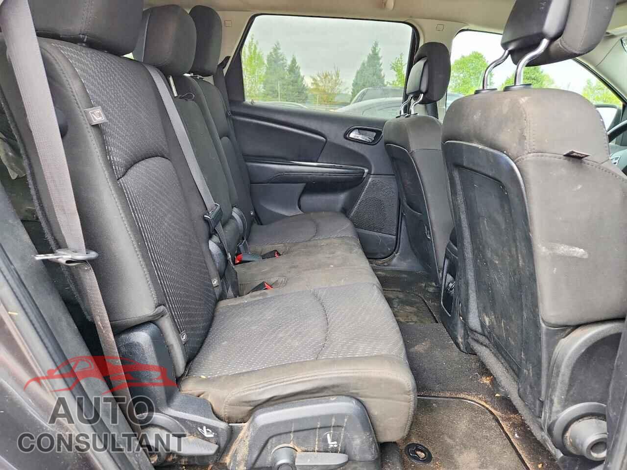 DODGE JOURNEY 2015 - 3C4PDCBB2FT741992