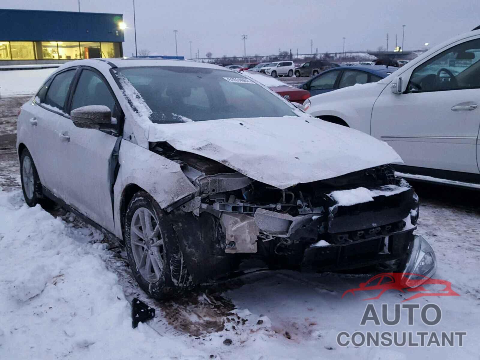 FORD FOCUS 2015 - 1FADP3F23FL204764