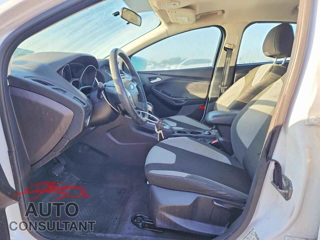 FORD FOCUS 2014 - 1FADP3F29EL309663