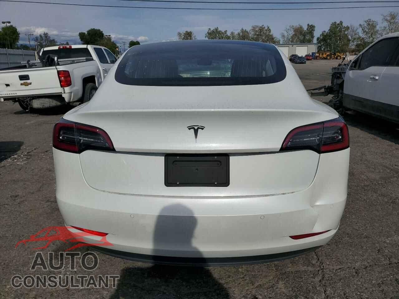 TESLA MODEL 3 2020 - 5YJ3E1EA4LF745877