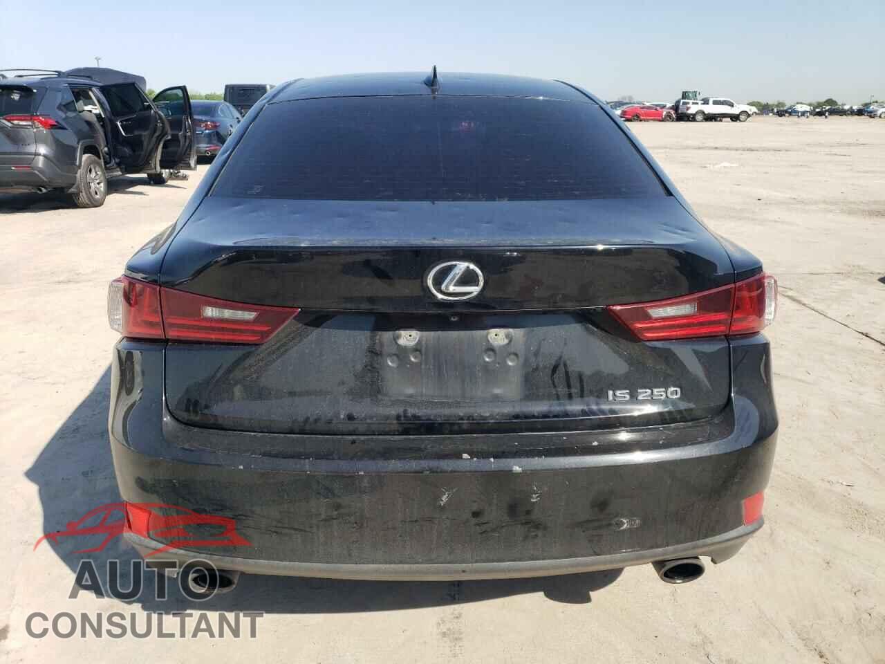 LEXUS IS 2014 - JTHBF1D28E5004461
