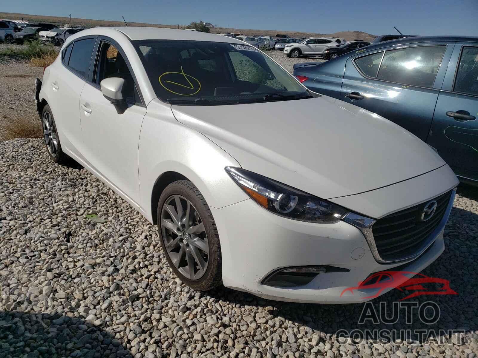 MAZDA 3 2018 - 3MZBN1L35JM179847