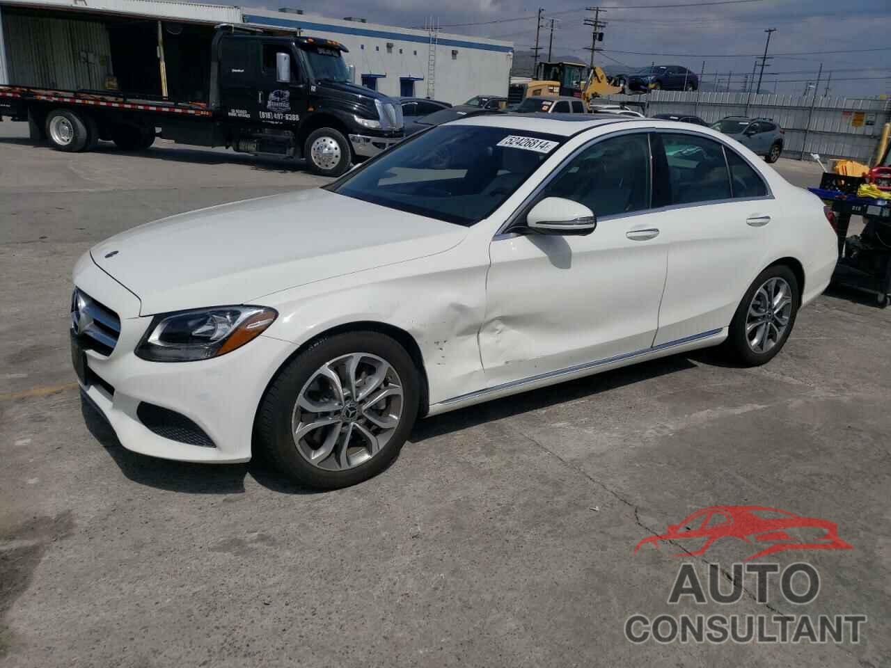 MERCEDES-BENZ C-CLASS 2018 - 55SWF4JB4JU275324