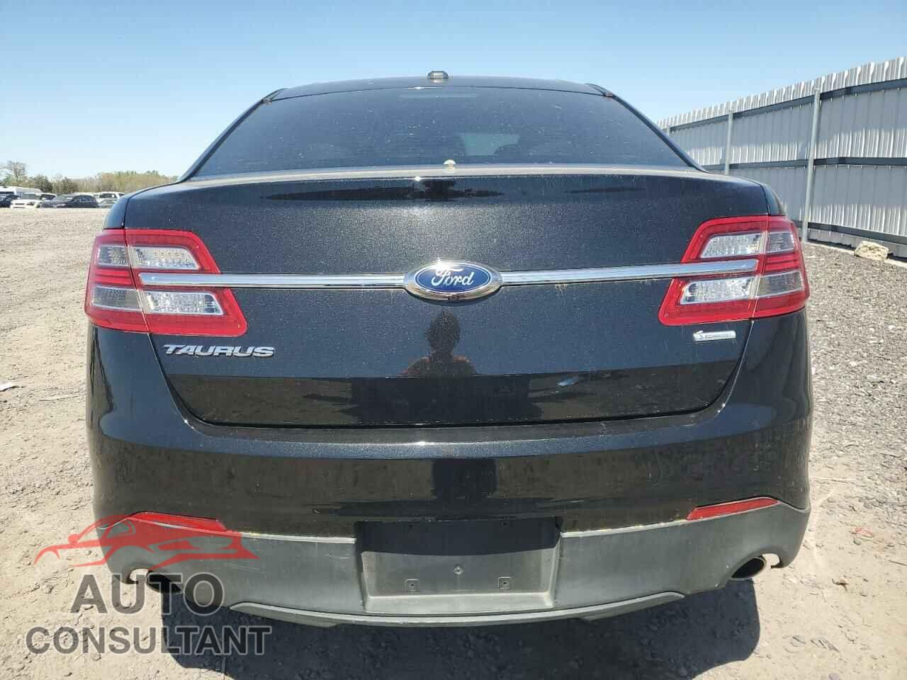 FORD TAURUS 2015 - 1FAHP2D99FG159995