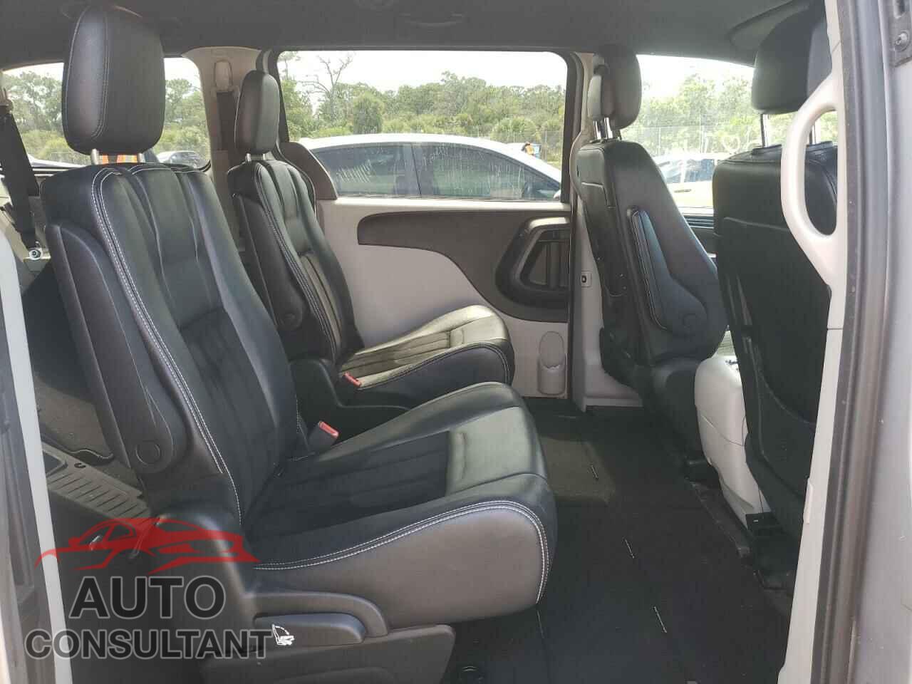 DODGE GRAND CARA 2017 - 2C4RDGCG9HR671133