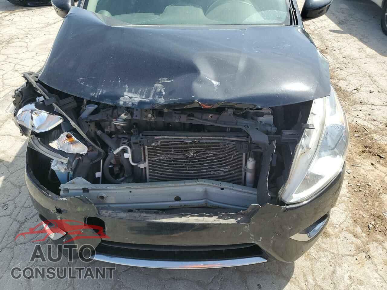 NISSAN VERSA 2017 - 3N1CN7AP6HL802136