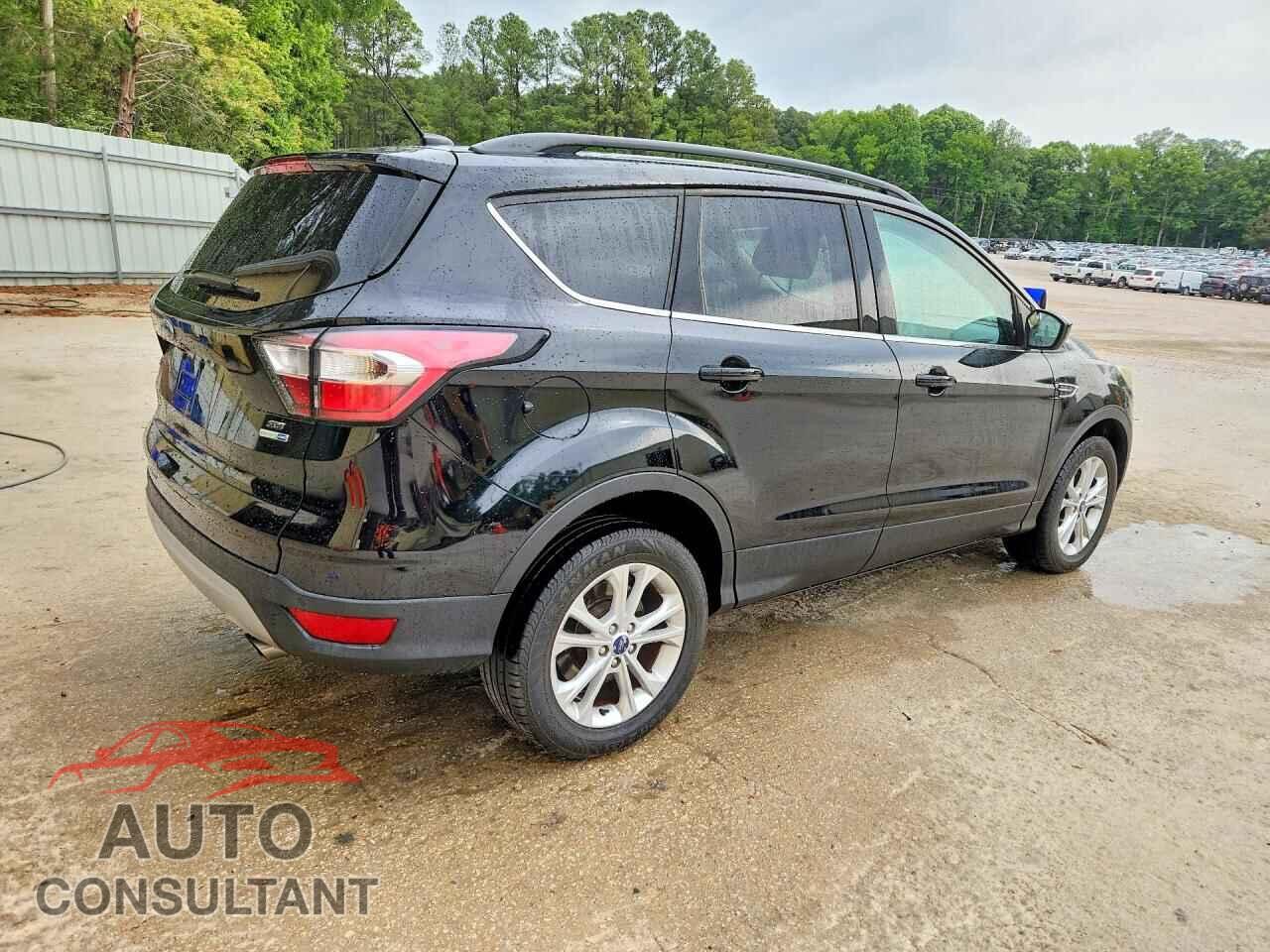 FORD ESCAPE 2017 - 1FMCU9GD8HUC37060