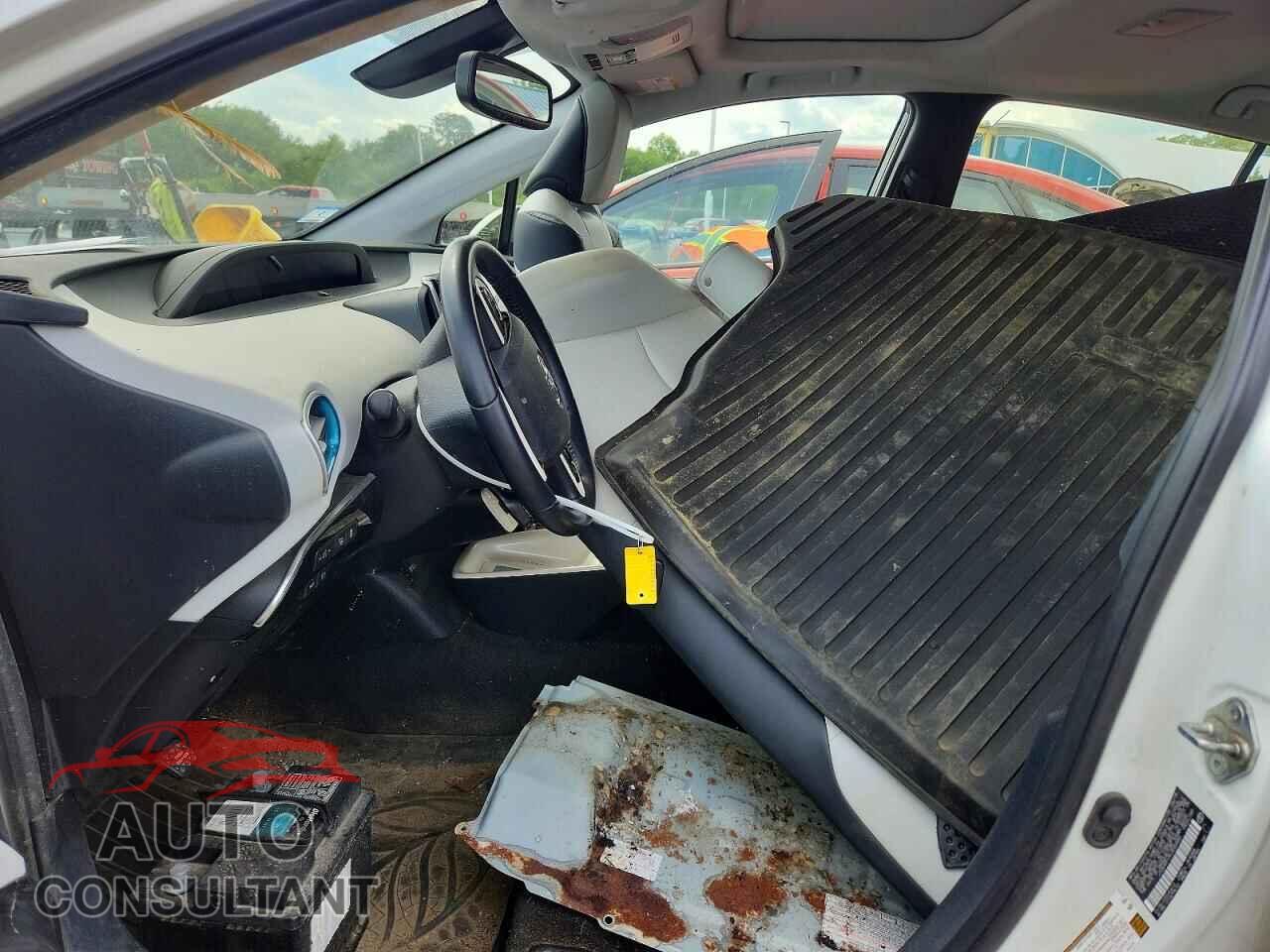 TOYOTA PRIUS 2018 - JTDKARFU9J3062680