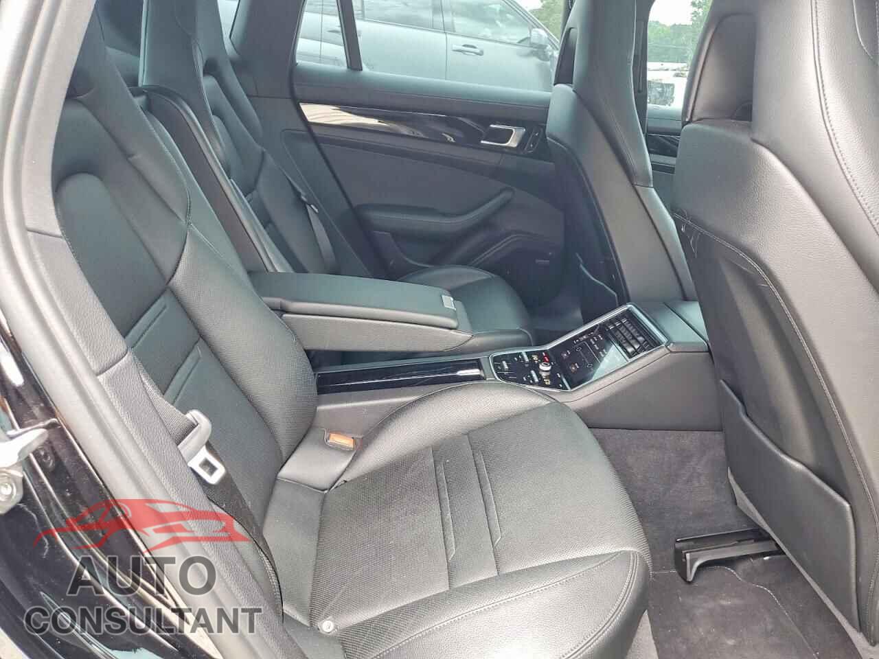 PORSCHE PANAMERA 2018 - WP0AA2A75JL101947
