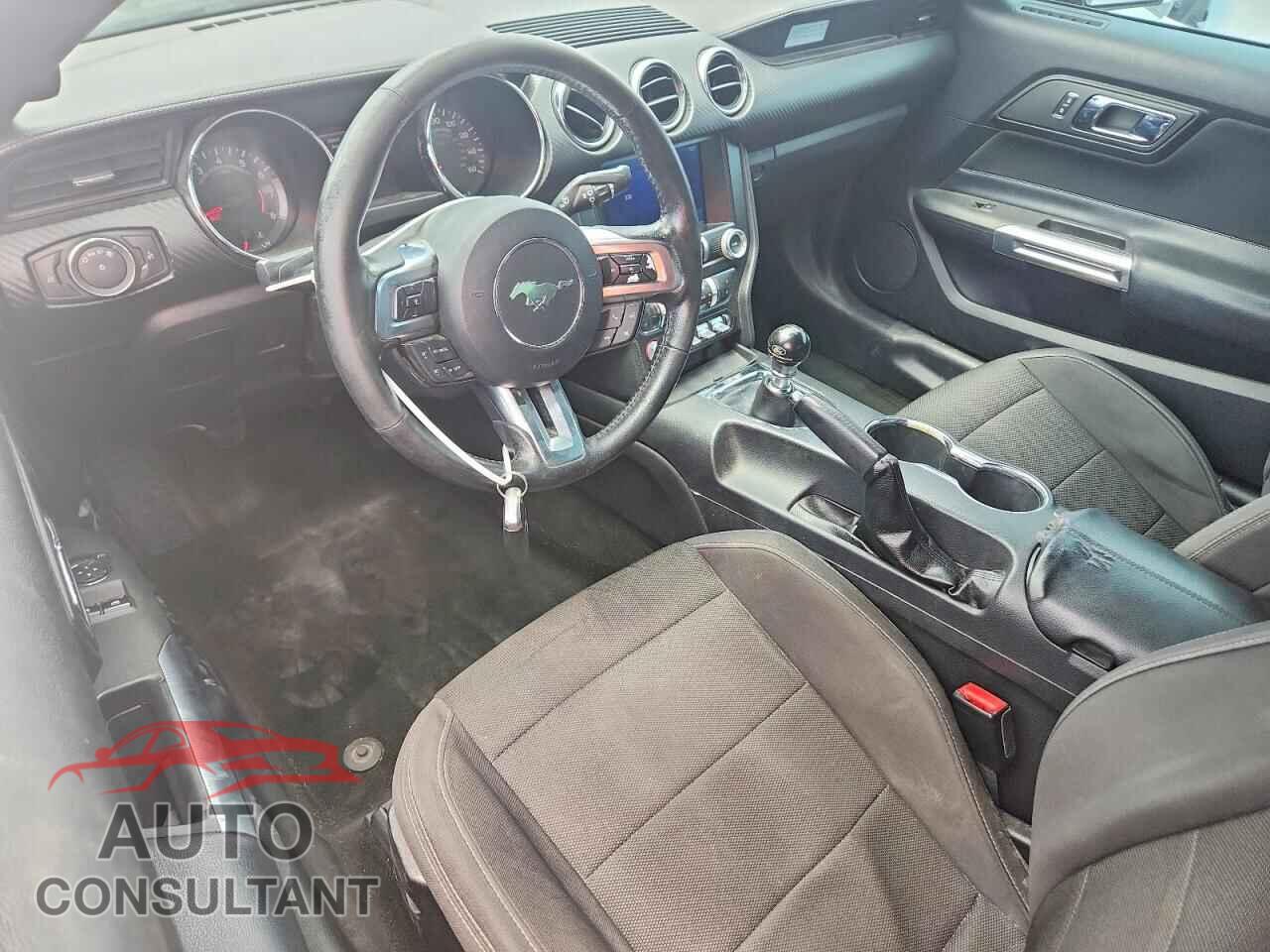 FORD MUSTANG 2017 - 1FA6P8AM8H5259507