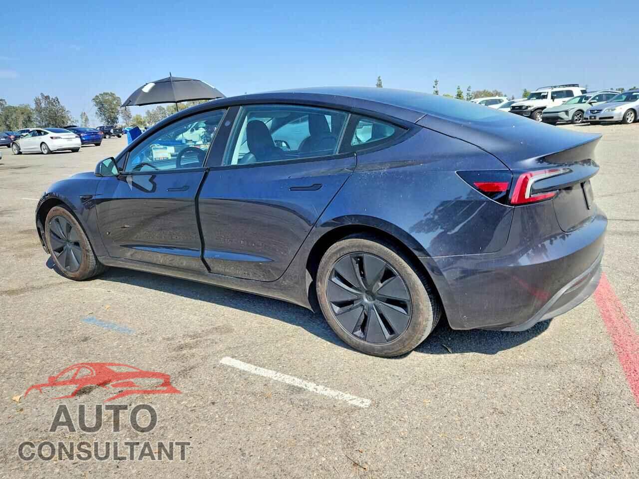 TESLA MODEL 3 2024 - 5YJ3E1EA3RF746933
