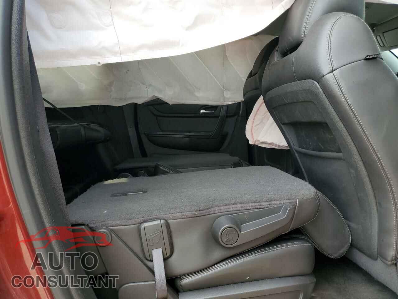 CHEVROLET TRAVERSE 2017 - 1GNKRHKD2HJ319829