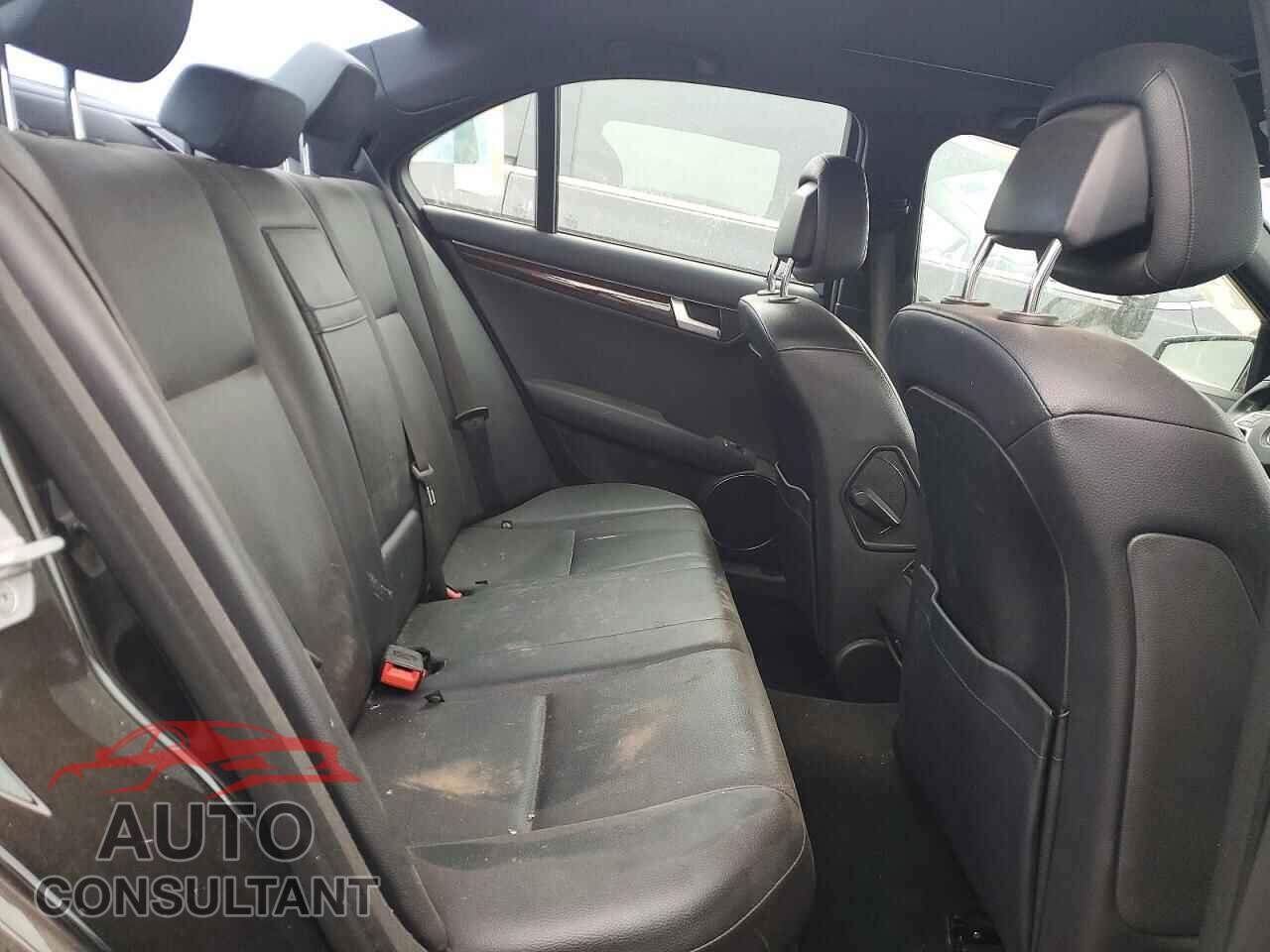 MERCEDES-BENZ C-CLASS 2012 - WDDGF8BB1CA708689