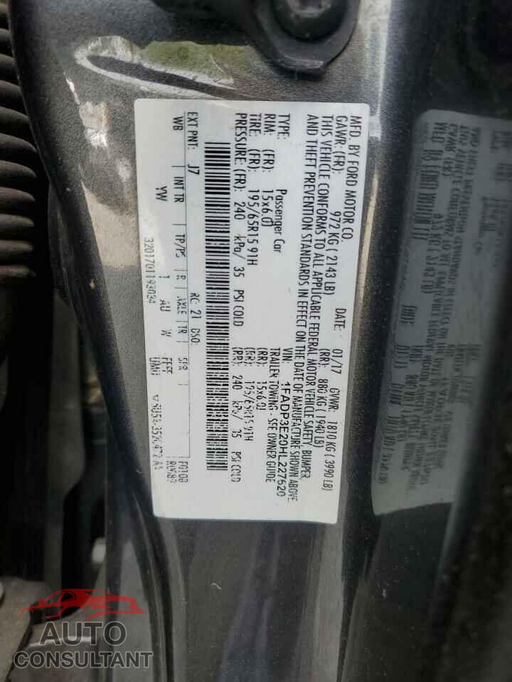 FORD FOCUS 2017 - 1FADP3E20HL227620