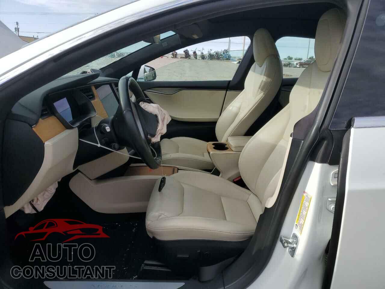 TESLA MODEL S 2020 - 5YJSA1E26LF401239
