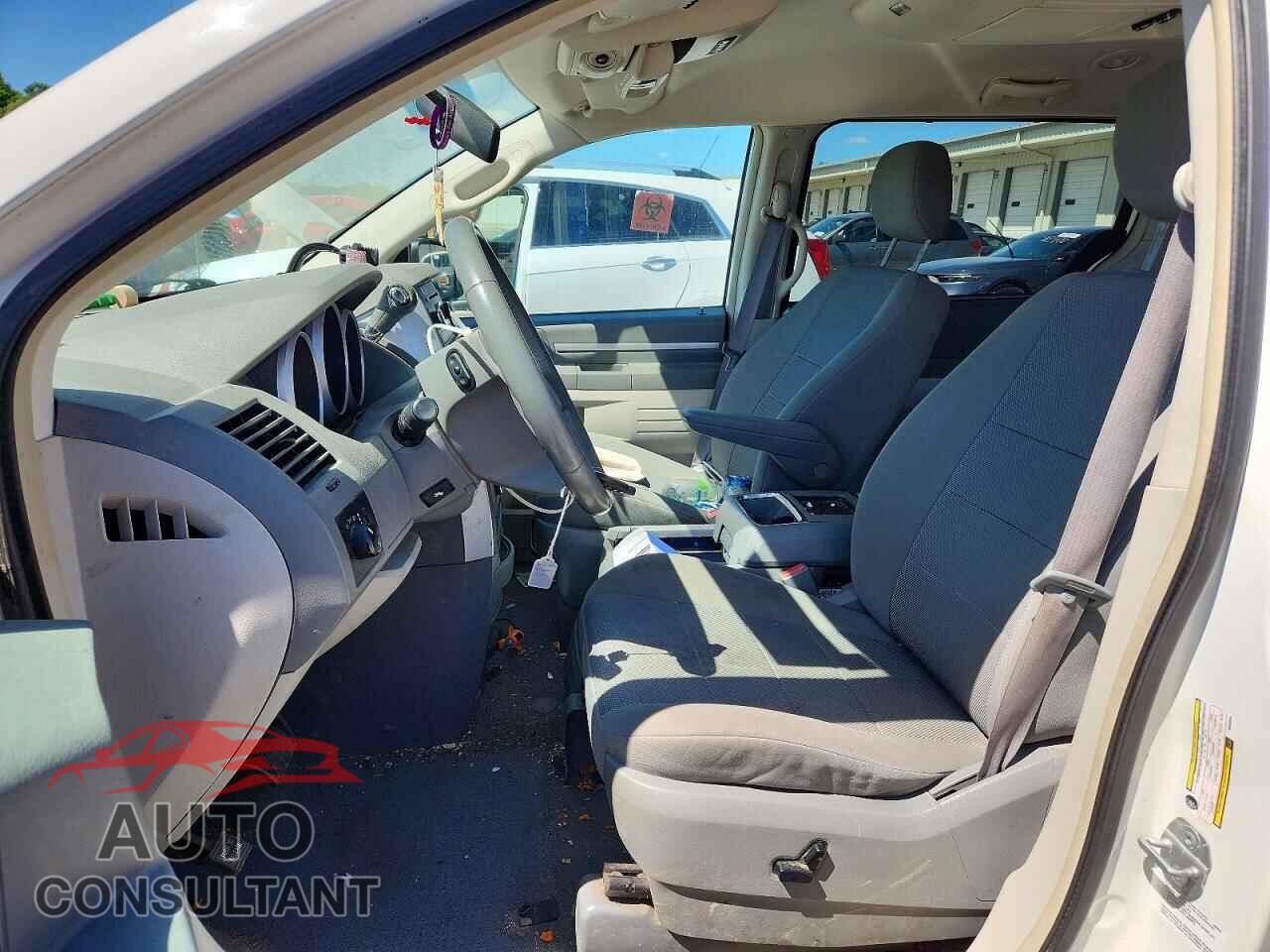 DODGE CARAVAN 2009 - 2D8HN54169R630856