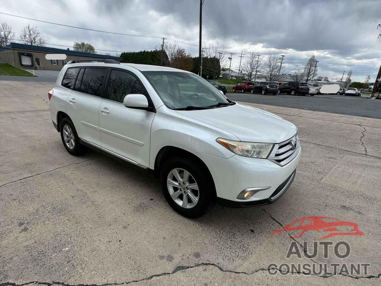 TOYOTA HIGHLANDER 2011 - 5TDBK3EH7BS055855