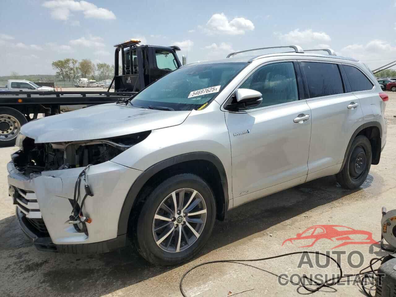 TOYOTA HIGHLANDER 2018 - 5TDJGRFH5JS043992
