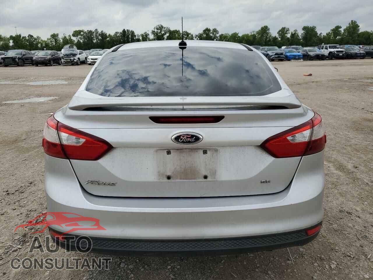 FORD FOCUS 2012 - 1FAHP3F23CL249250