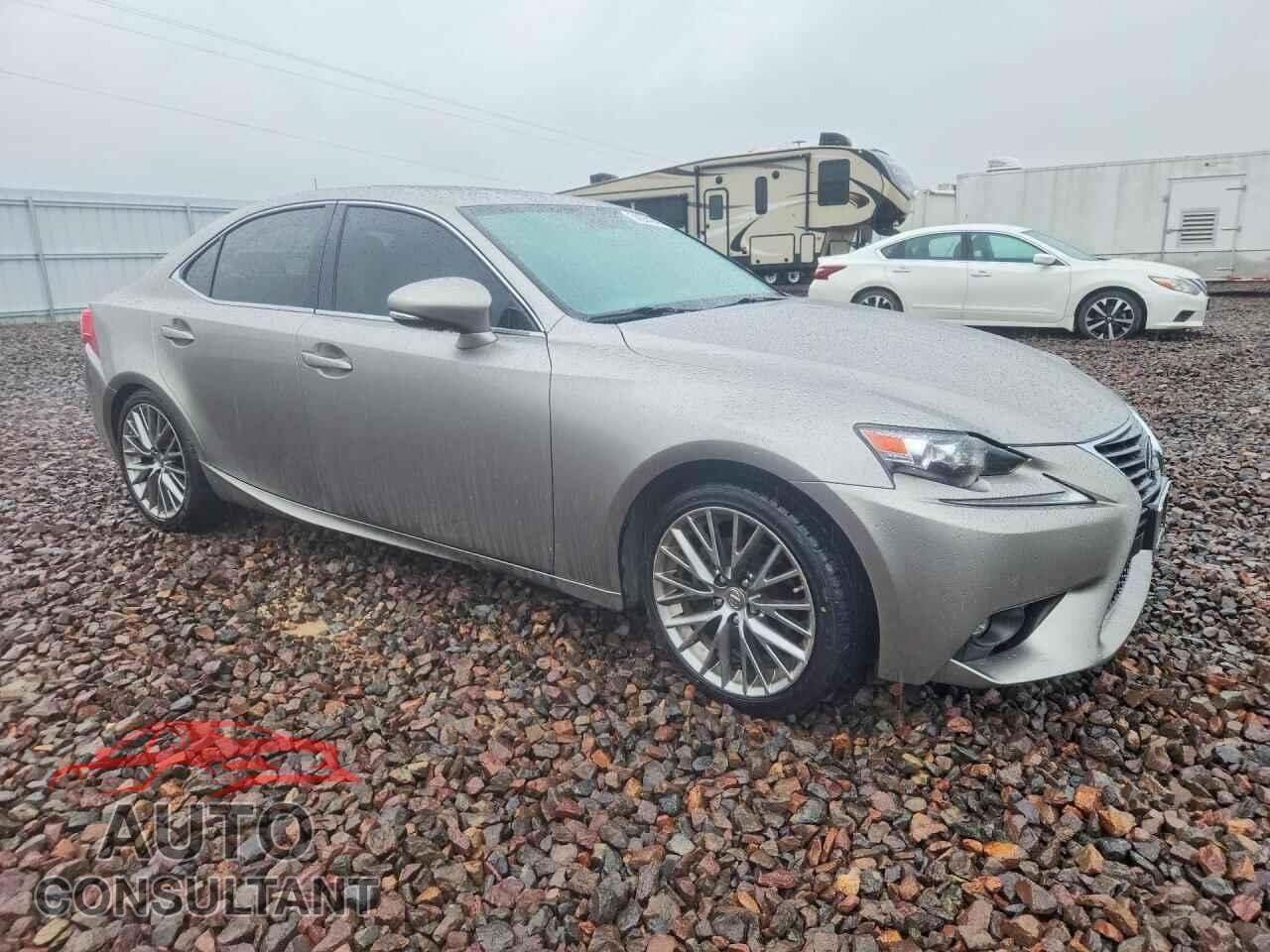 LEXUS IS 2015 - JTHCF1D20F5019199