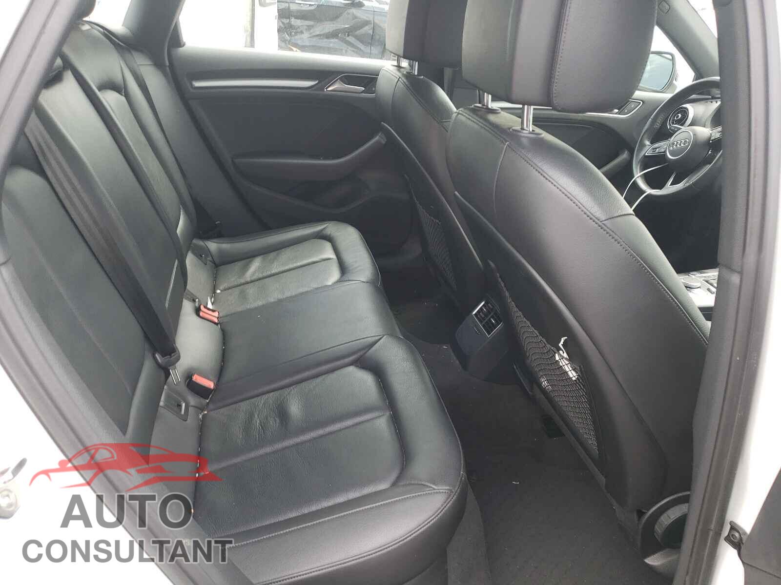 AUDI A3 2019 - WAUBEGFF6K1020407