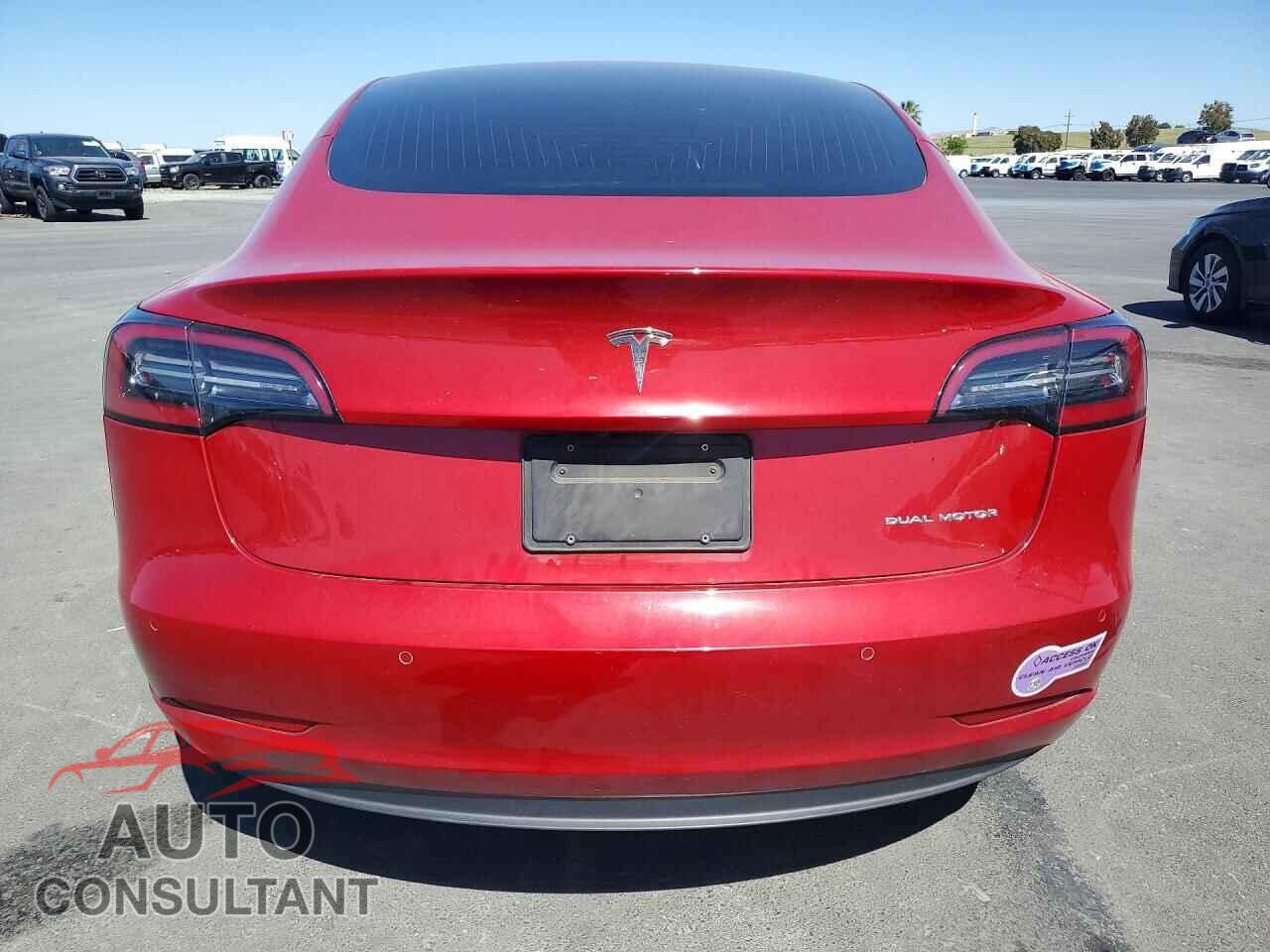 TESLA MODEL 3 2019 - 5YJ3E1EB8KF432869